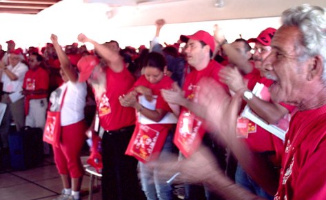 Planaria final del 4 de marzo de 2007 cuando el PCV aprueba continuar como partido político en Venezuela