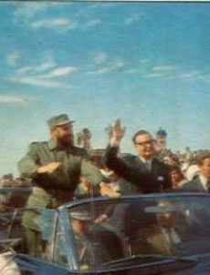 Allende y Fidel Castro durante la histórica visita del líder cubano a Chile a fines de 1971