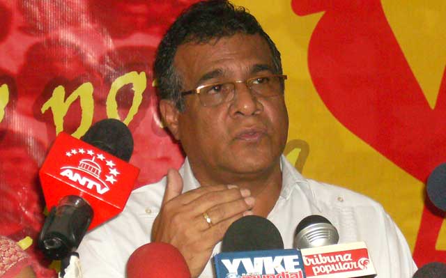 Diputado a la Asamblea Nacional, Douglas Gómez, miembro del Buró Político del Partido Comunista de Venezuela