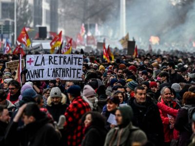 PCV: Toda la solidaridad con la clase trabajadora de Francia